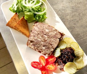 restaurant cuisine traditionnelle à Cosne-sur-Loire (58)